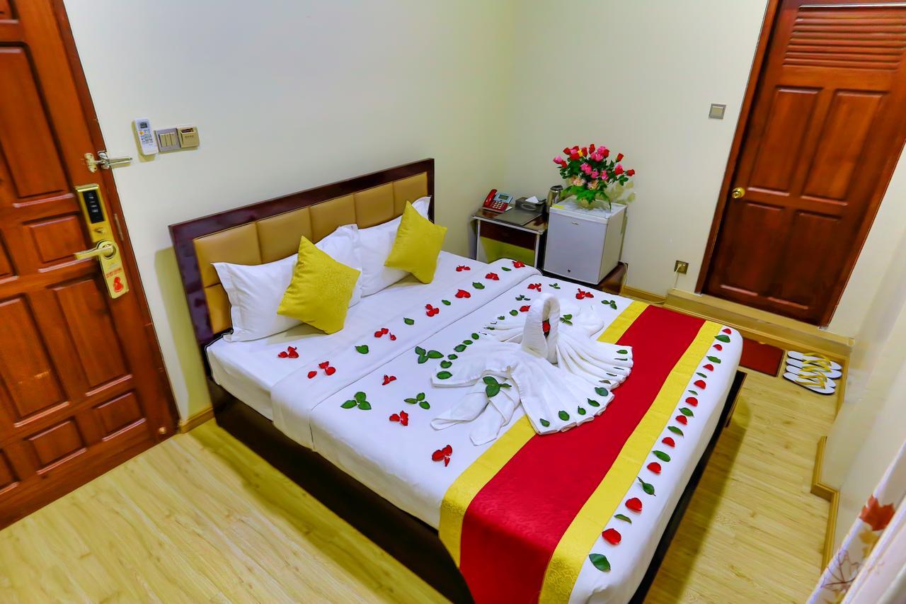 Golden City Light Hotel Мандалай Экстерьер фото